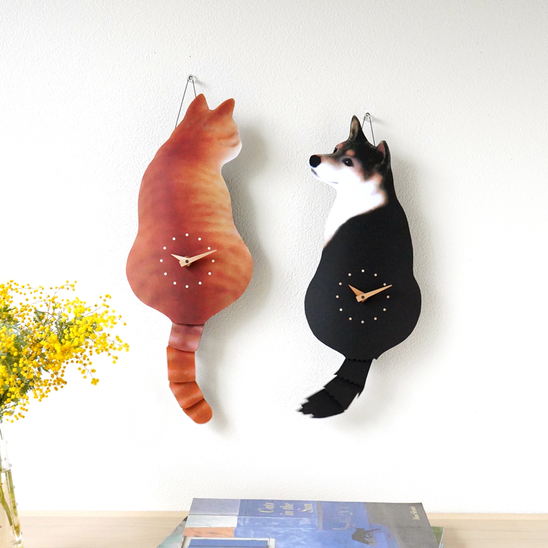 犬・猫のしっぽをふる時計